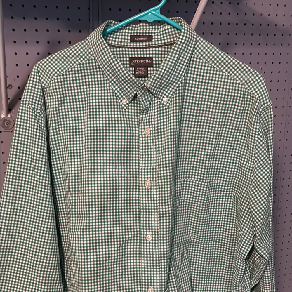 Stafford Men's Green Checkered Shirt